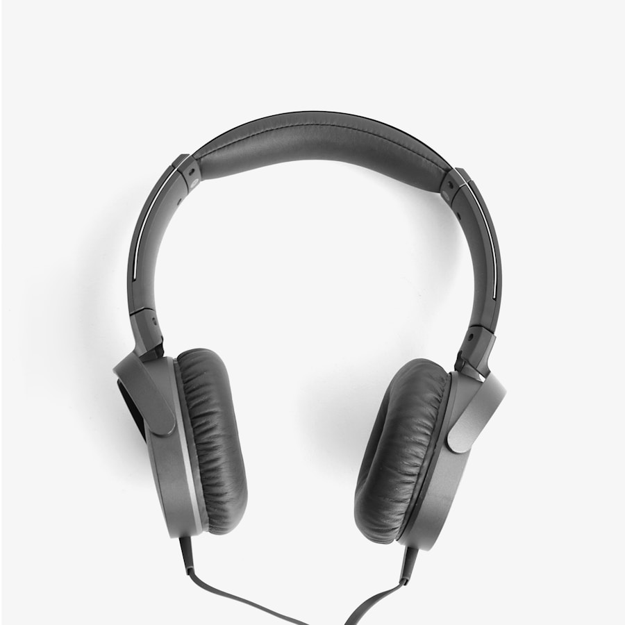 Noise Cancelling Headphones